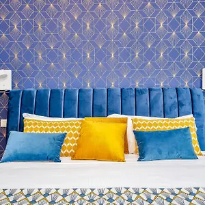 Appartamento Art Deco' - Sleepwithme - Free Parking - Free Breakfast - Very Friendly Staff Italia